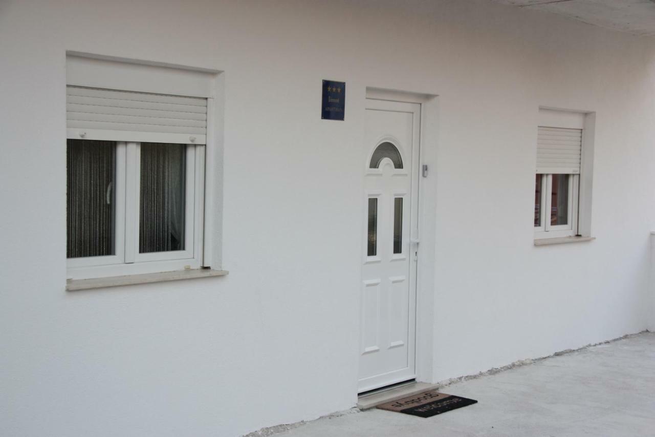 Apartment Nina Split Exterior photo